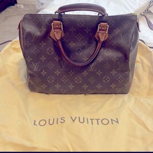 LV Speedy 30 in great condition